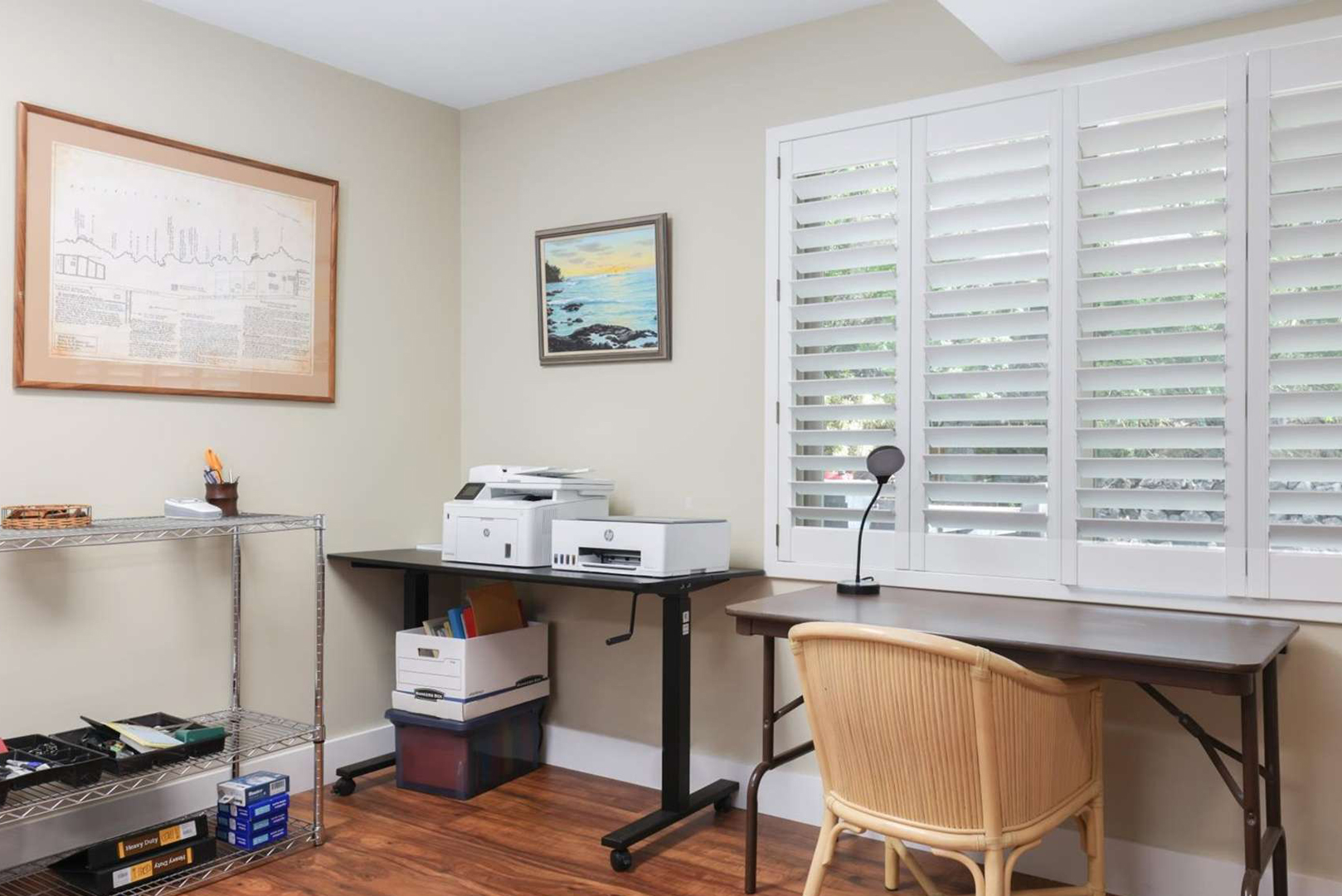 A view of the desk work area in the laundry room