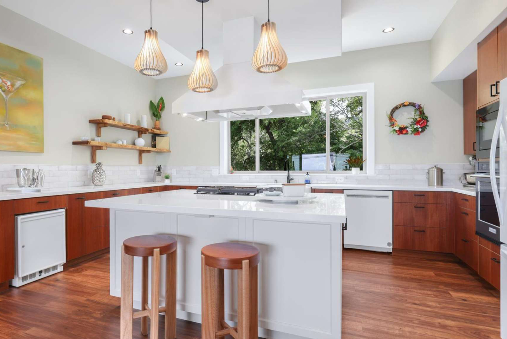 Another view of the kitchen