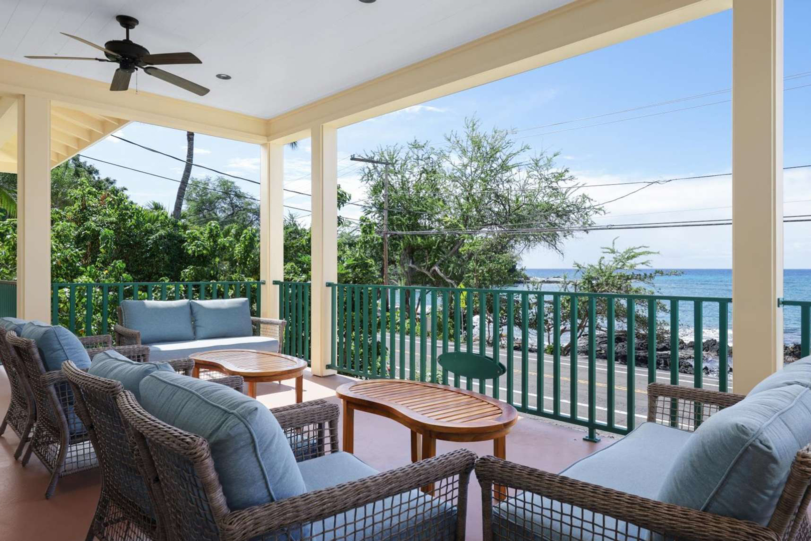 Another view of the 2nd floor lanai