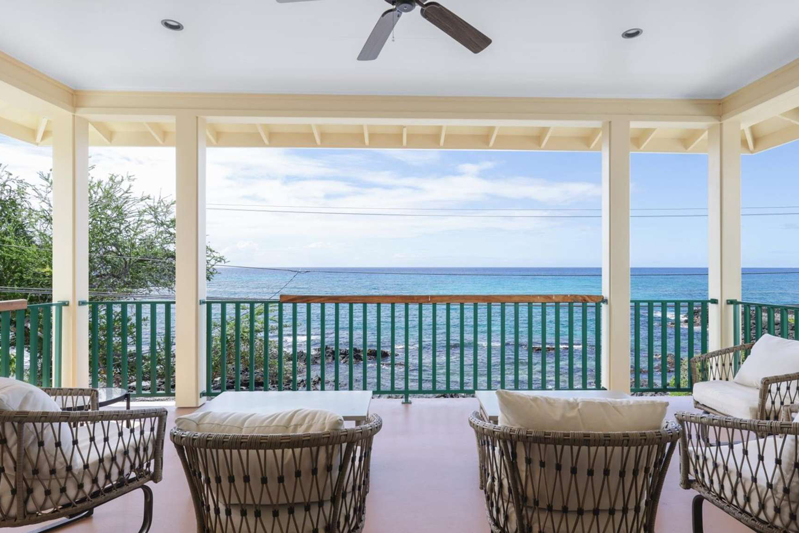 A view of Holualoa Bay from the 3rd floor lanai