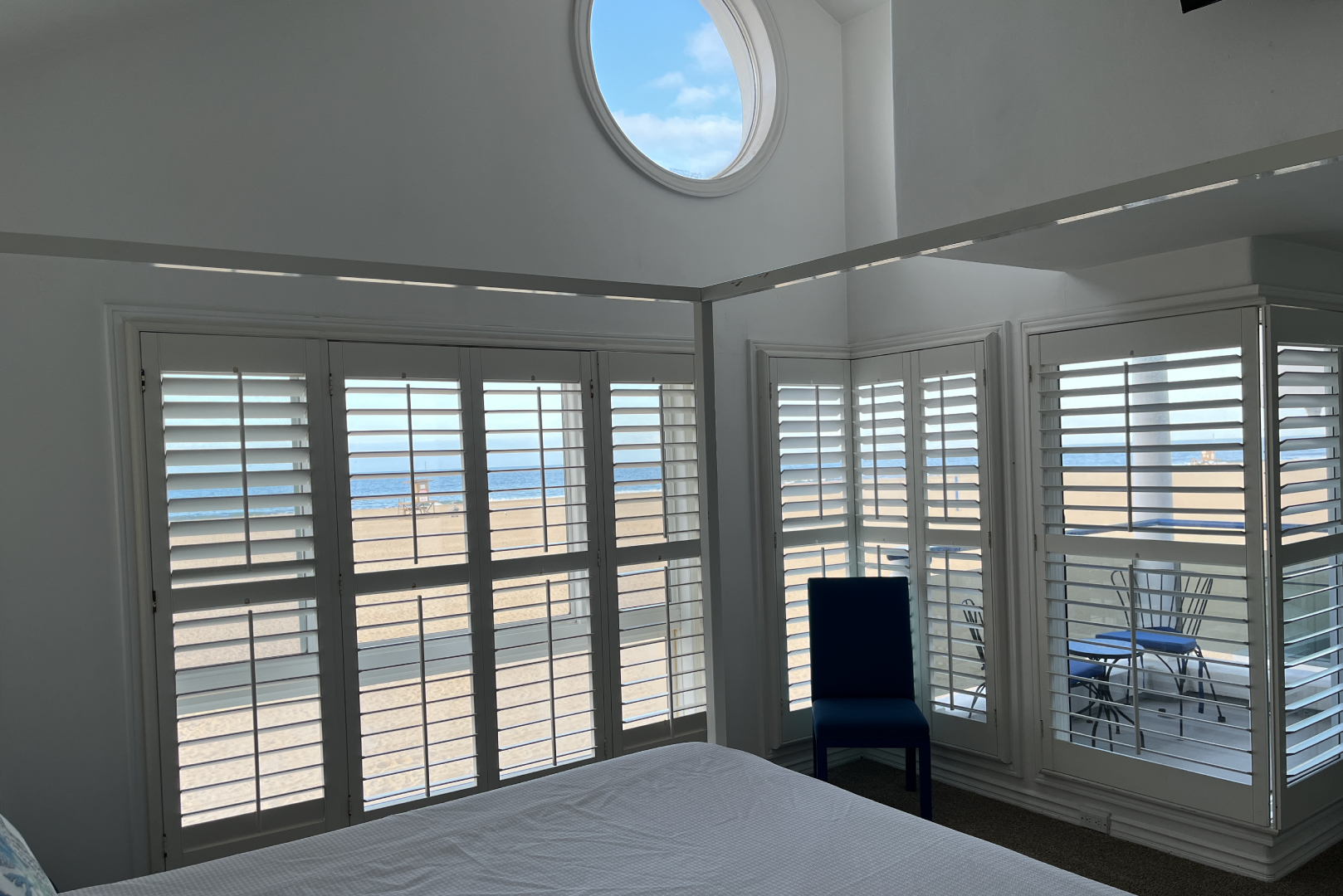 Another view of the primary bedroom